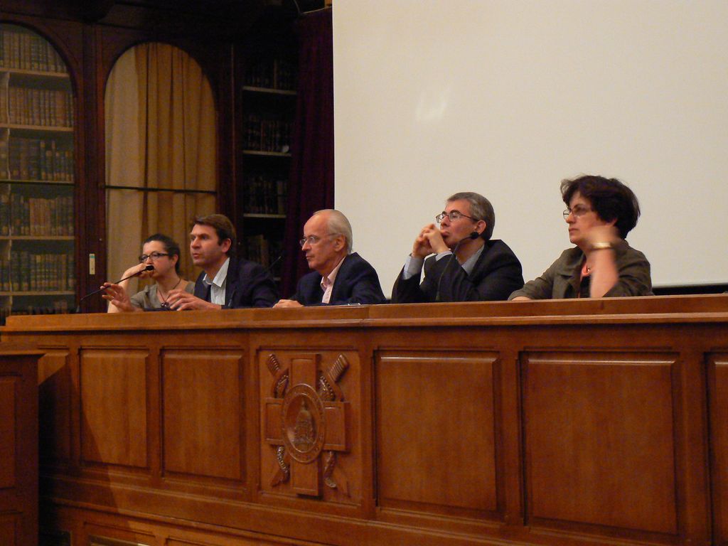 IFCT2009_J1_208_r